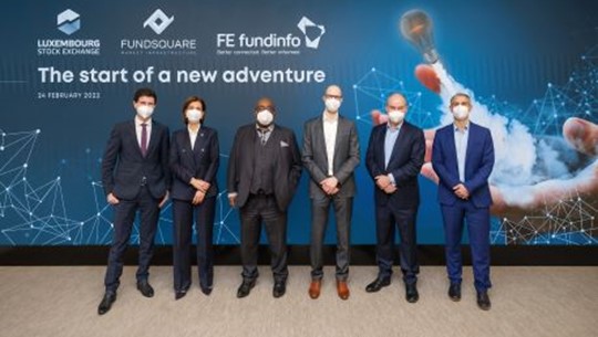 FE fundinfo übernimmt Fundsquare und geht damit eine Partnerschaft mit der Luxemburger Börse ein, um ein Kompetenzzentrum für regulatorisches Fonds Reporting in Luxemburg zu etablieren 